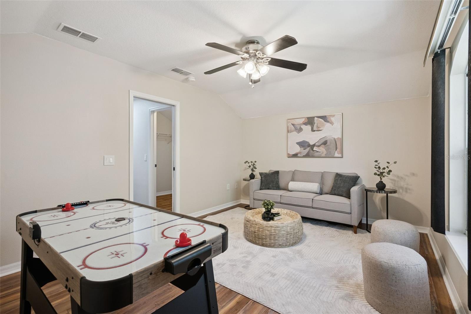 SUMMERFIELD FARMS UNREC - Residential