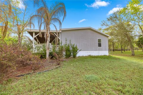 Tiny photo for 11590 SE 52nd Street, Morriston, FL 32668 (MLS # OM697782)