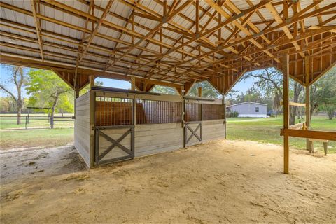 Tiny photo for 11590 SE 52nd Street, Morriston, FL 32668 (MLS # OM697782)