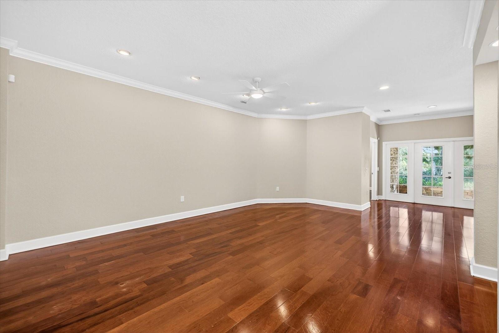 WILDERNESS PARK - Residential