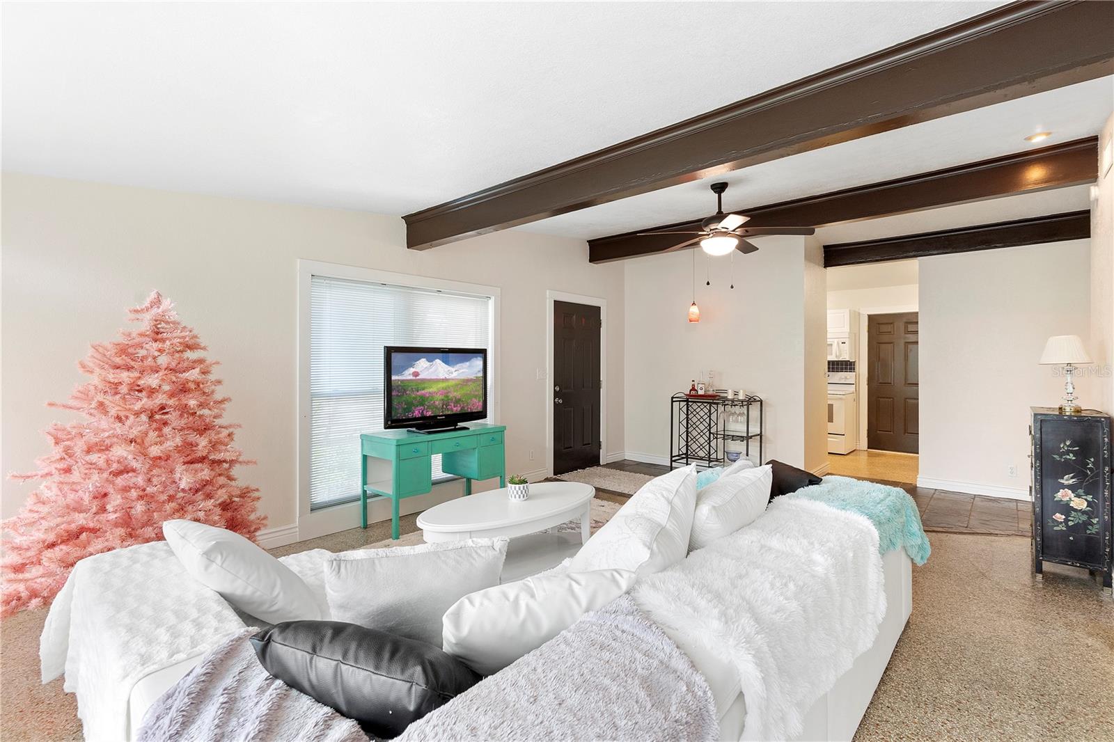 VALENCIA VILLAS - Residential