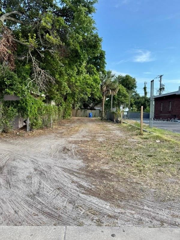 Commercial Property on busy 22nd Ave South. Near the boarder of Gulfport, FL.