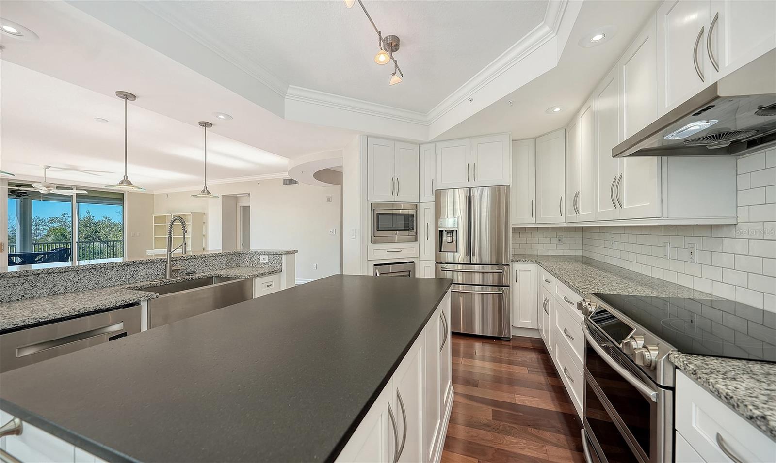 MERIDIAN AT THE OAKS PRESERVE - Residential