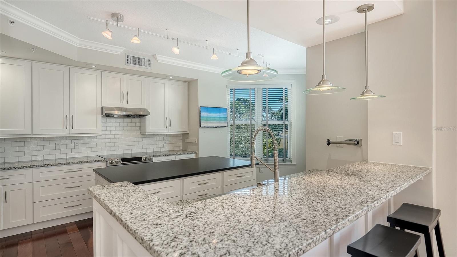 MERIDIAN AT THE OAKS PRESERVE - Residential