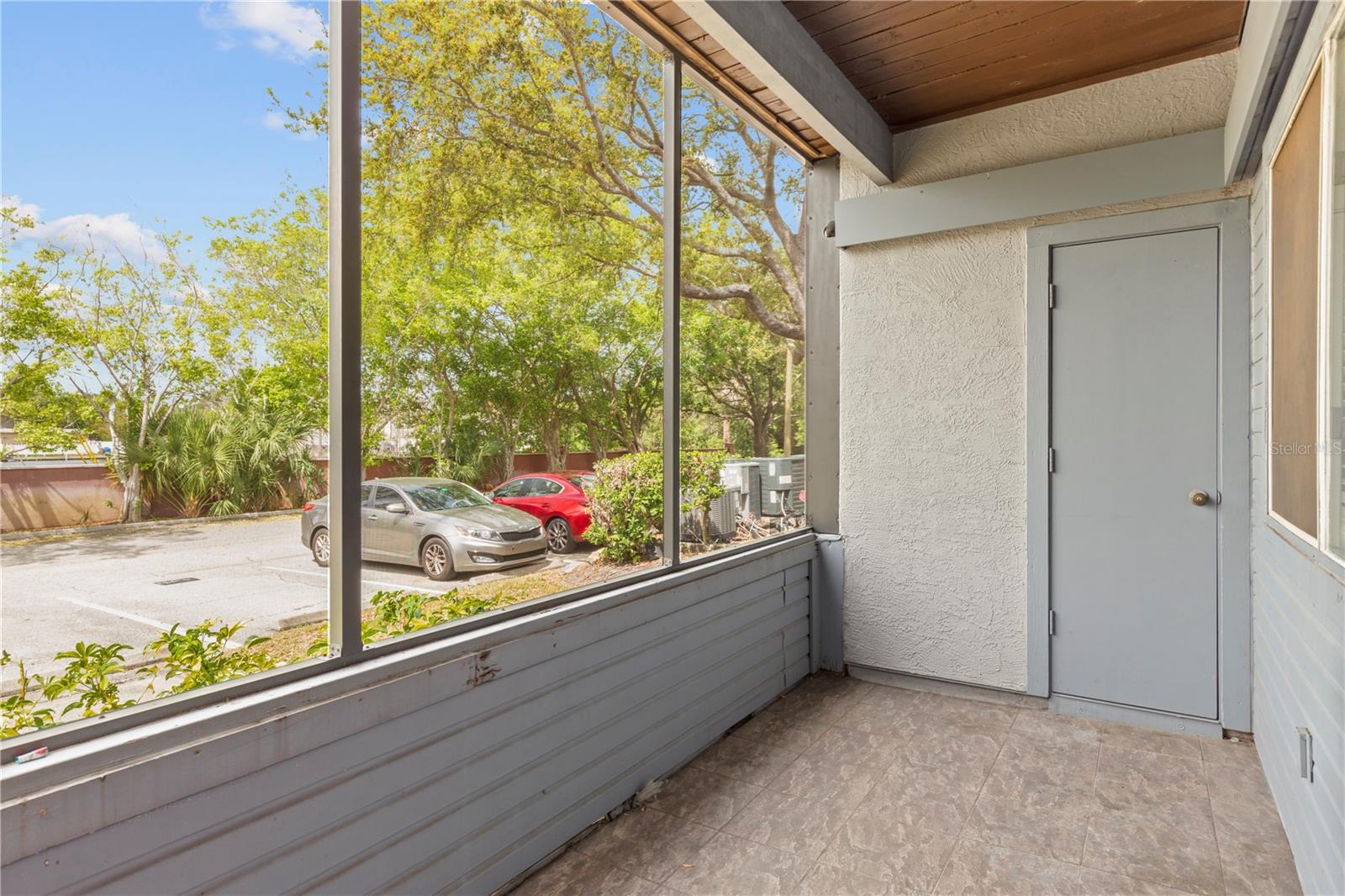 ITOPIA PRIVATE RESIDENCES CONDO - Residential