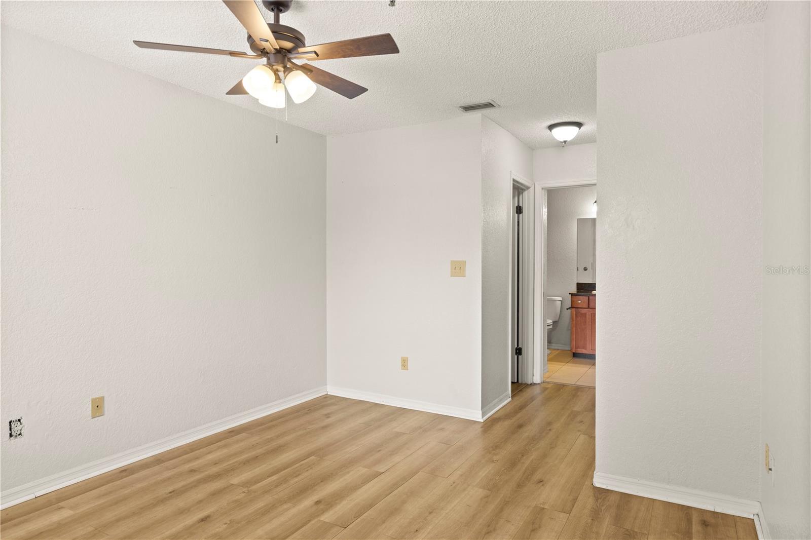 ITOPIA PRIVATE RESIDENCES CONDO - Residential