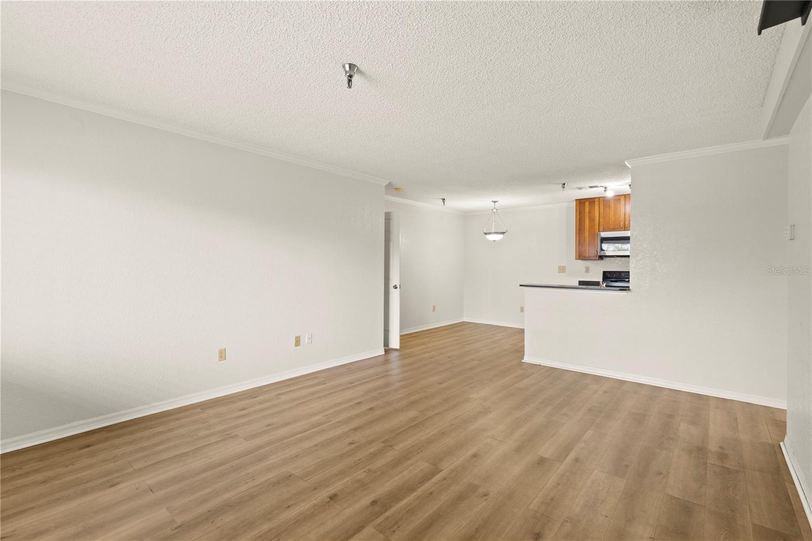 ITOPIA PRIVATE RESIDENCES CONDO - Residential