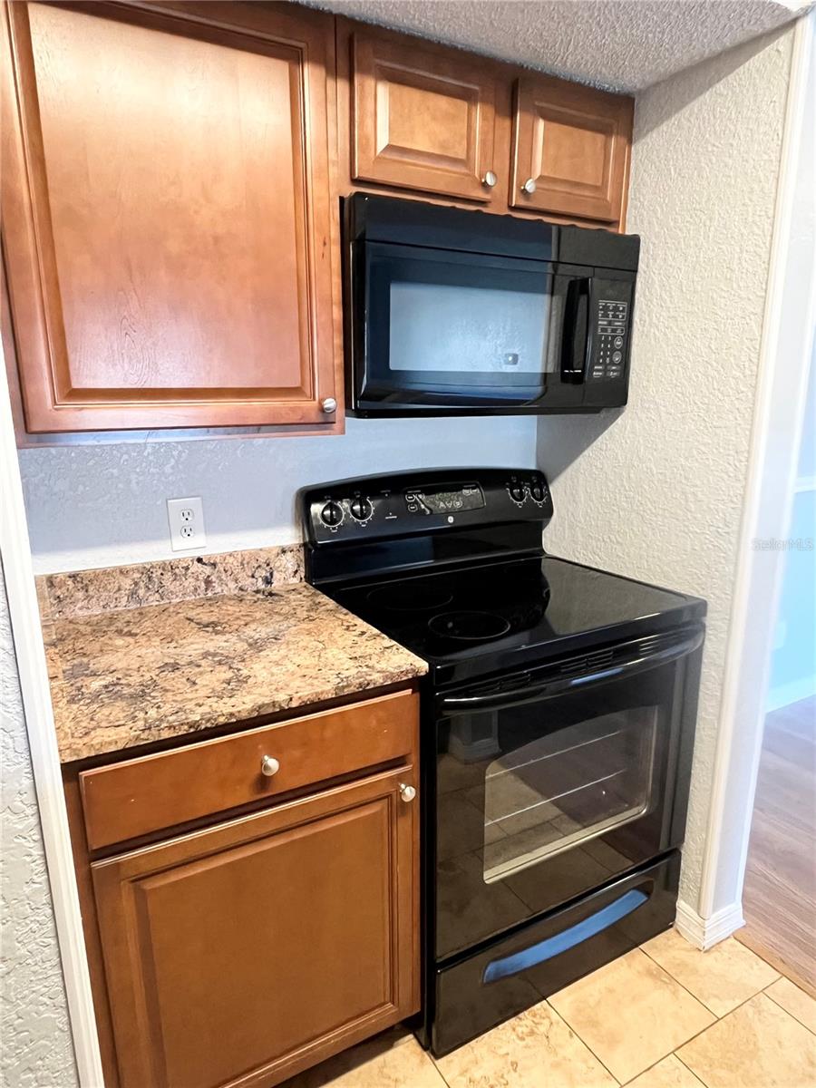 VANTAGE POINT CONDO - Residential Lease