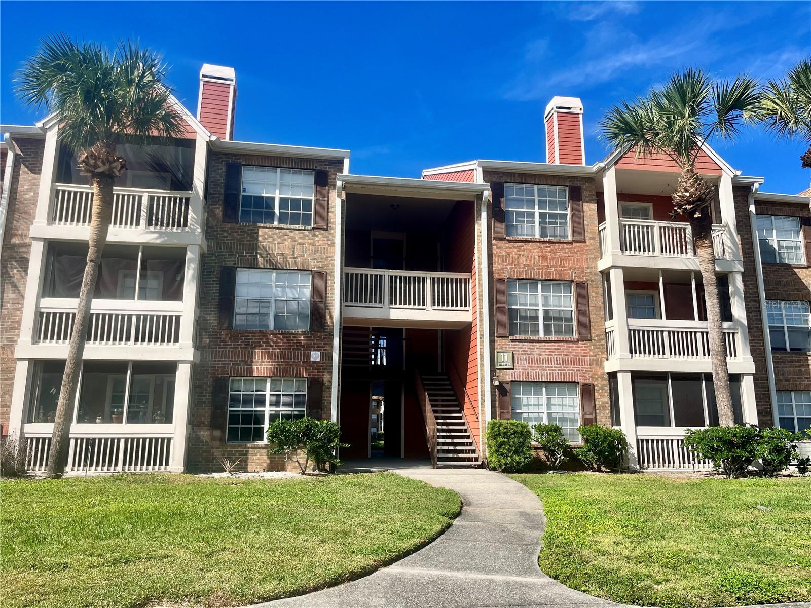 VANTAGE POINT CONDO - Residential Lease