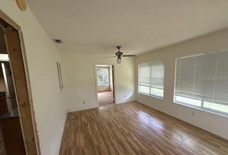 SPRUCE CRK SOUTH 03 - Residential