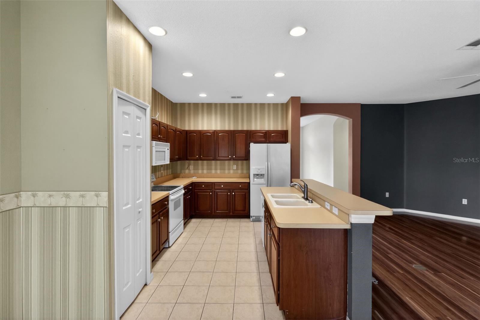 KEY VISTA PH 02 - Residential