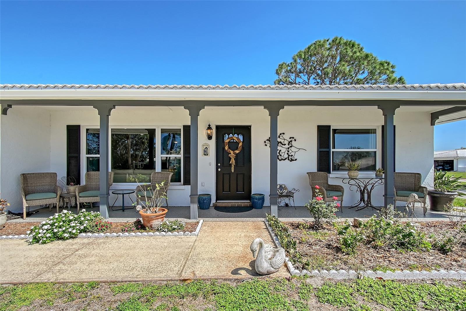1325 BOTTLEBRUSH DRIVE