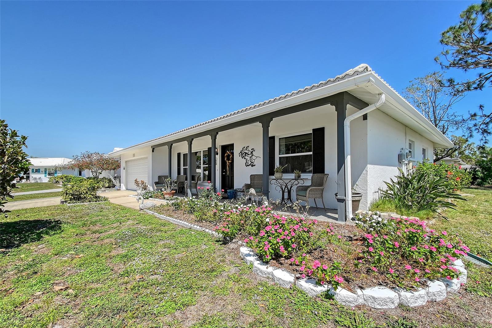 1325 BOTTLEBRUSH DRIVE