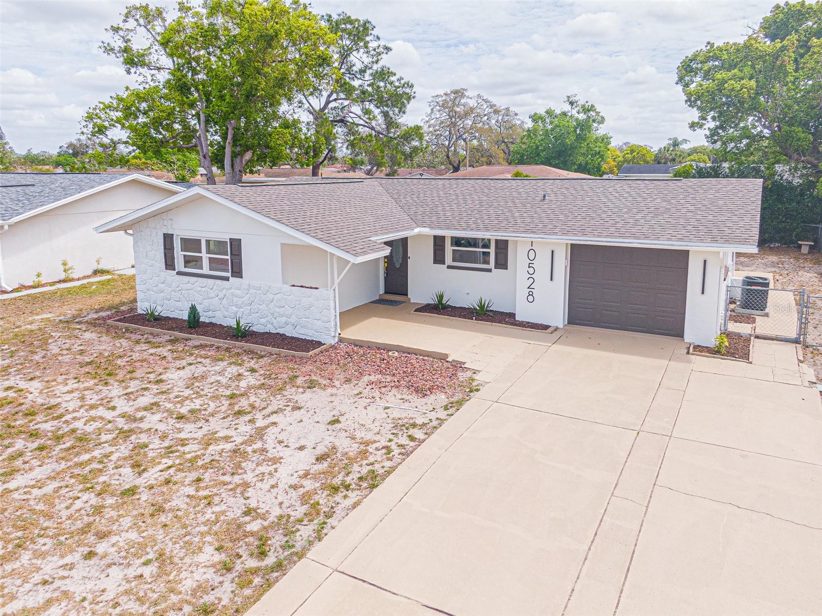 JASMINE LAKES - Residential