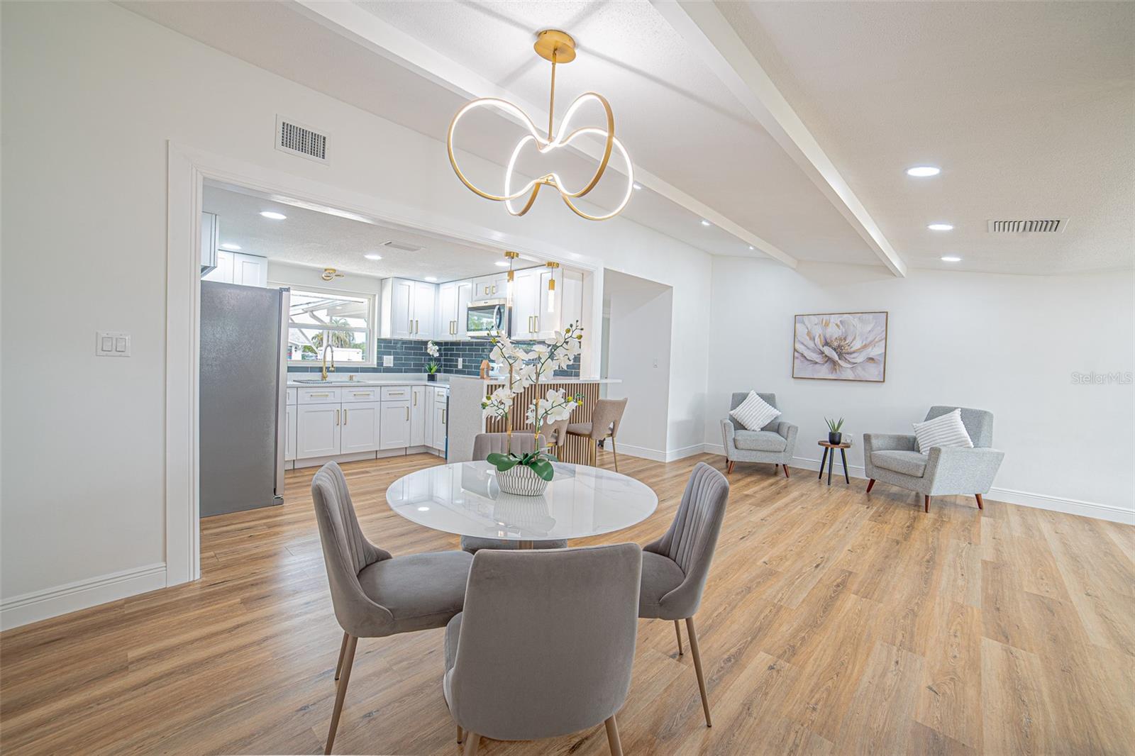 JASMINE LAKES - Residential