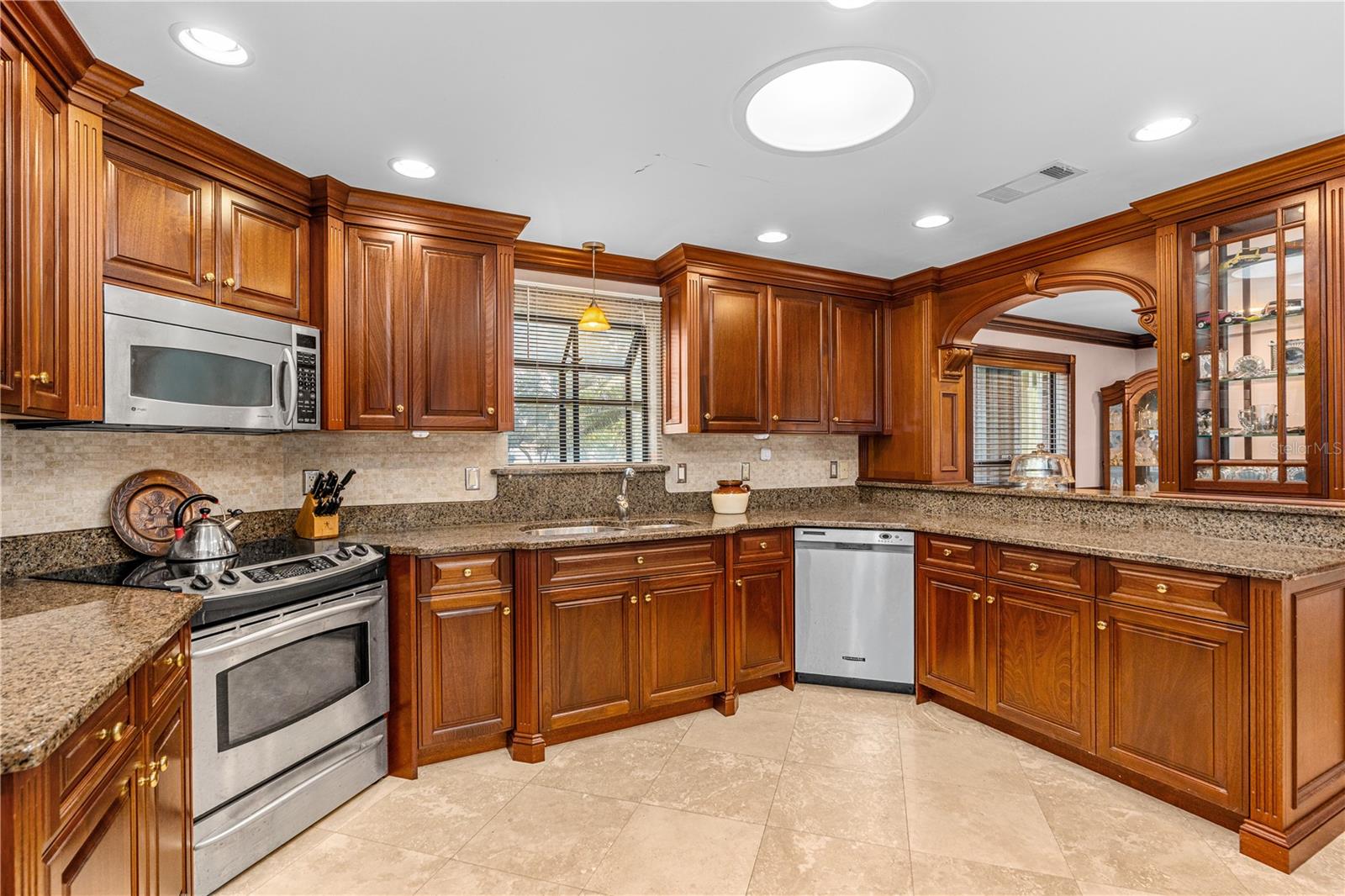 HENSEL HILL ESTATES - Residential