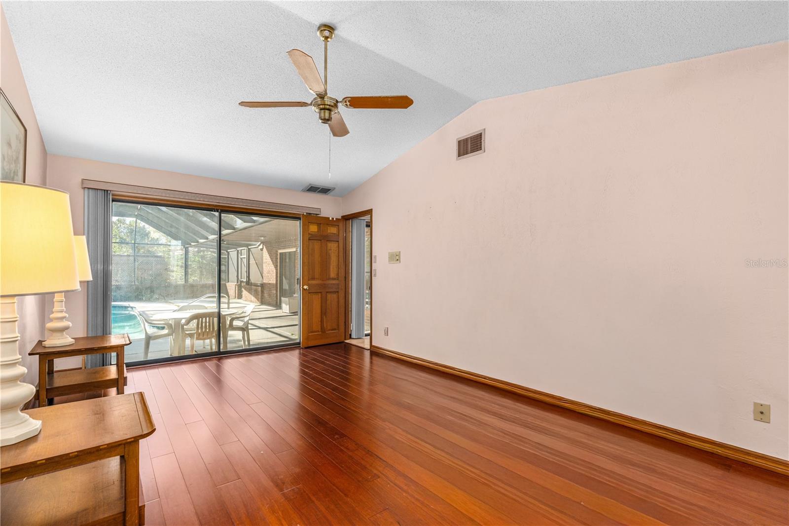 HENSEL HILL ESTATES - Residential