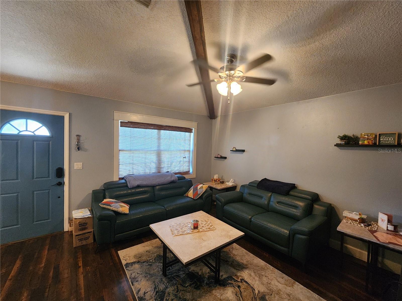 SOUTH VENICE - Residential