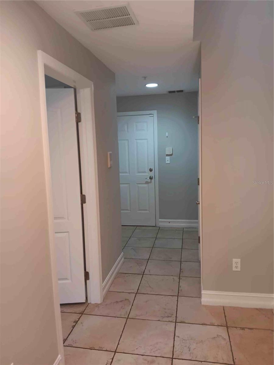 FOUNTAIN PARKE AT LAKE MARY - Residential Lease