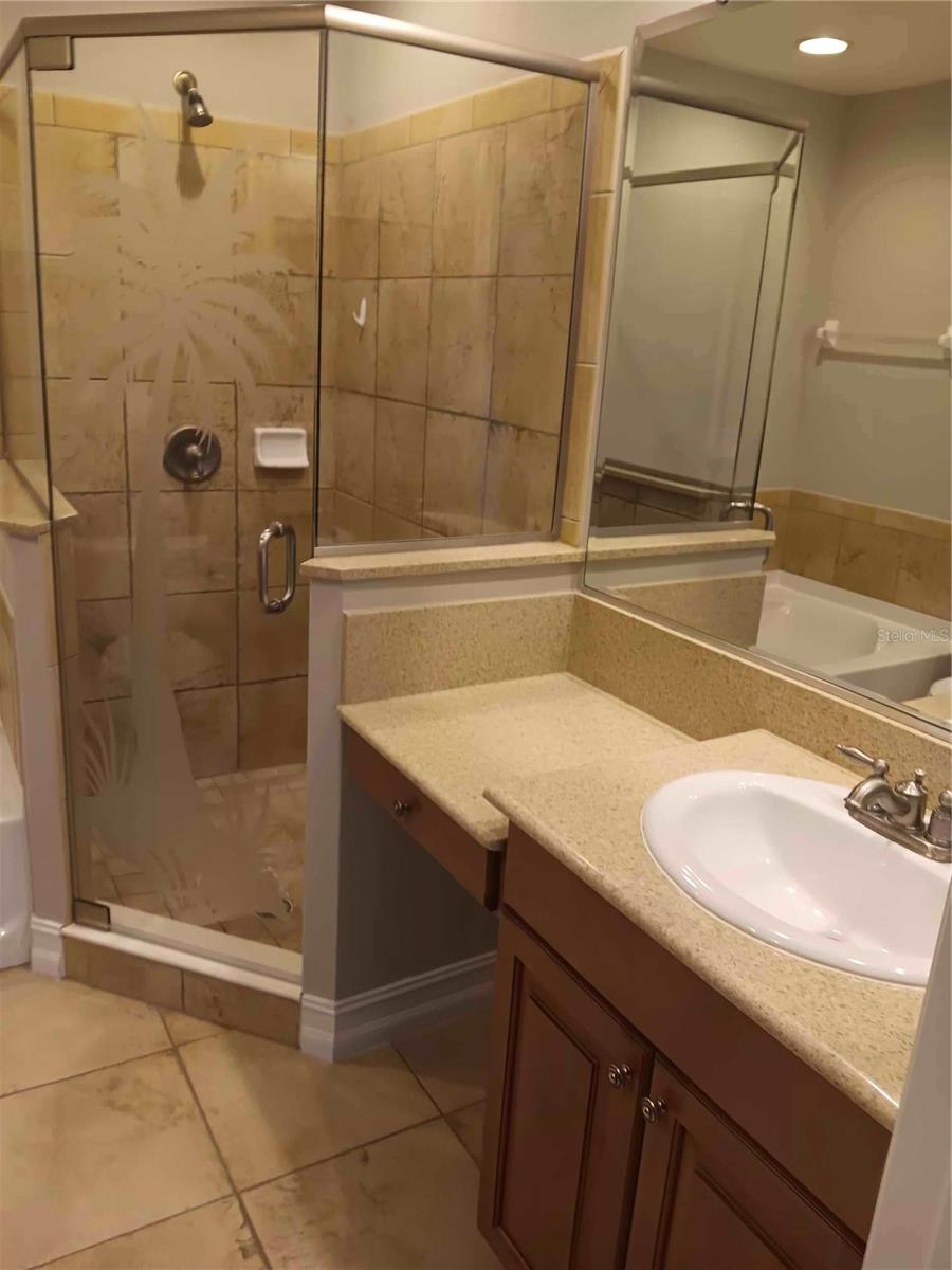 FOUNTAIN PARKE AT LAKE MARY - Residential Lease