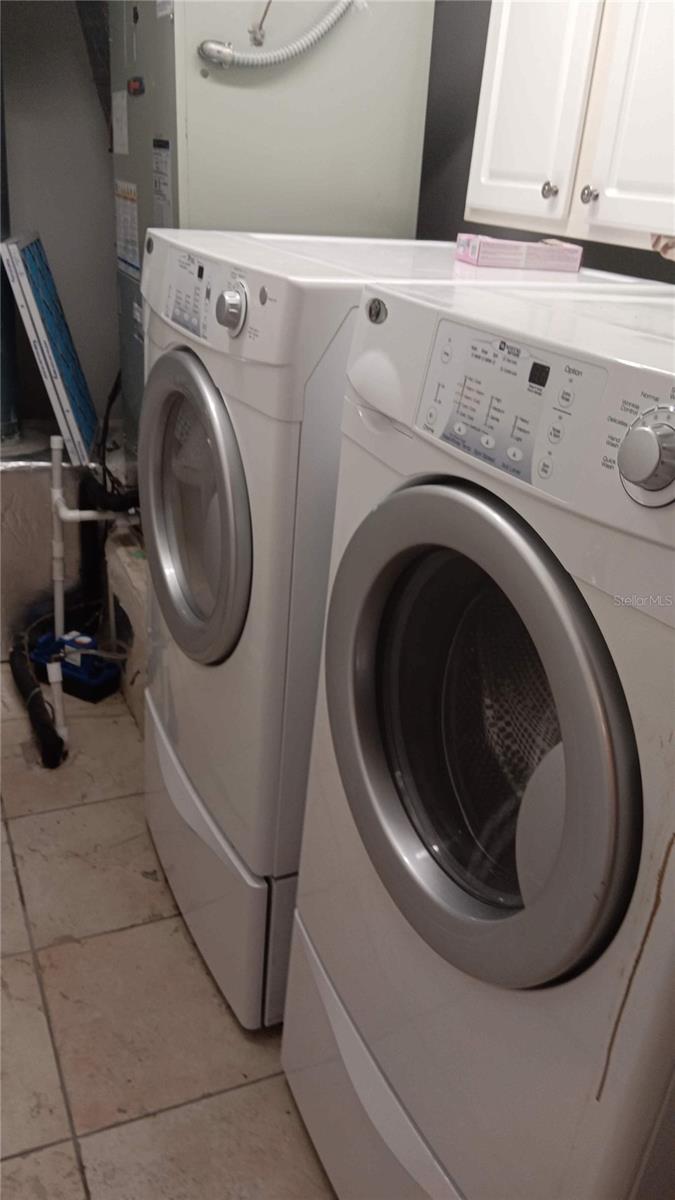 FOUNTAIN PARKE AT LAKE MARY - Residential Lease