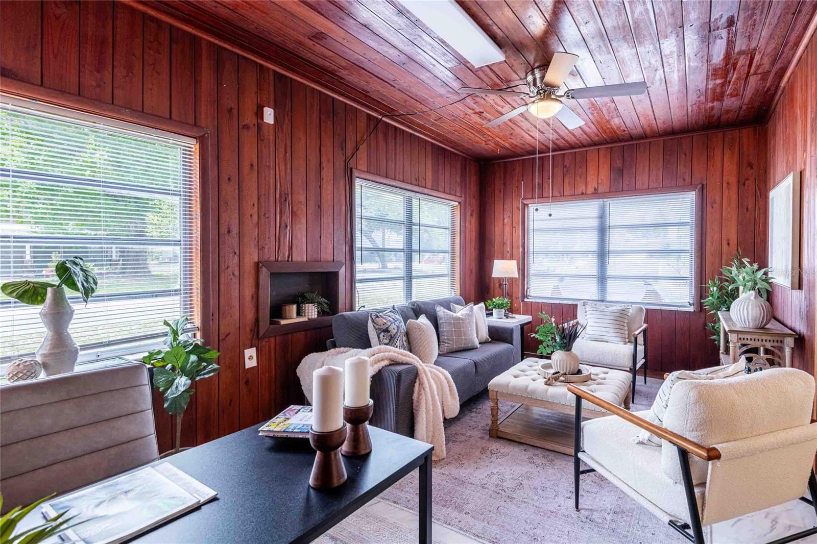 OAK GROVE SUB UNIT 1 - Residential