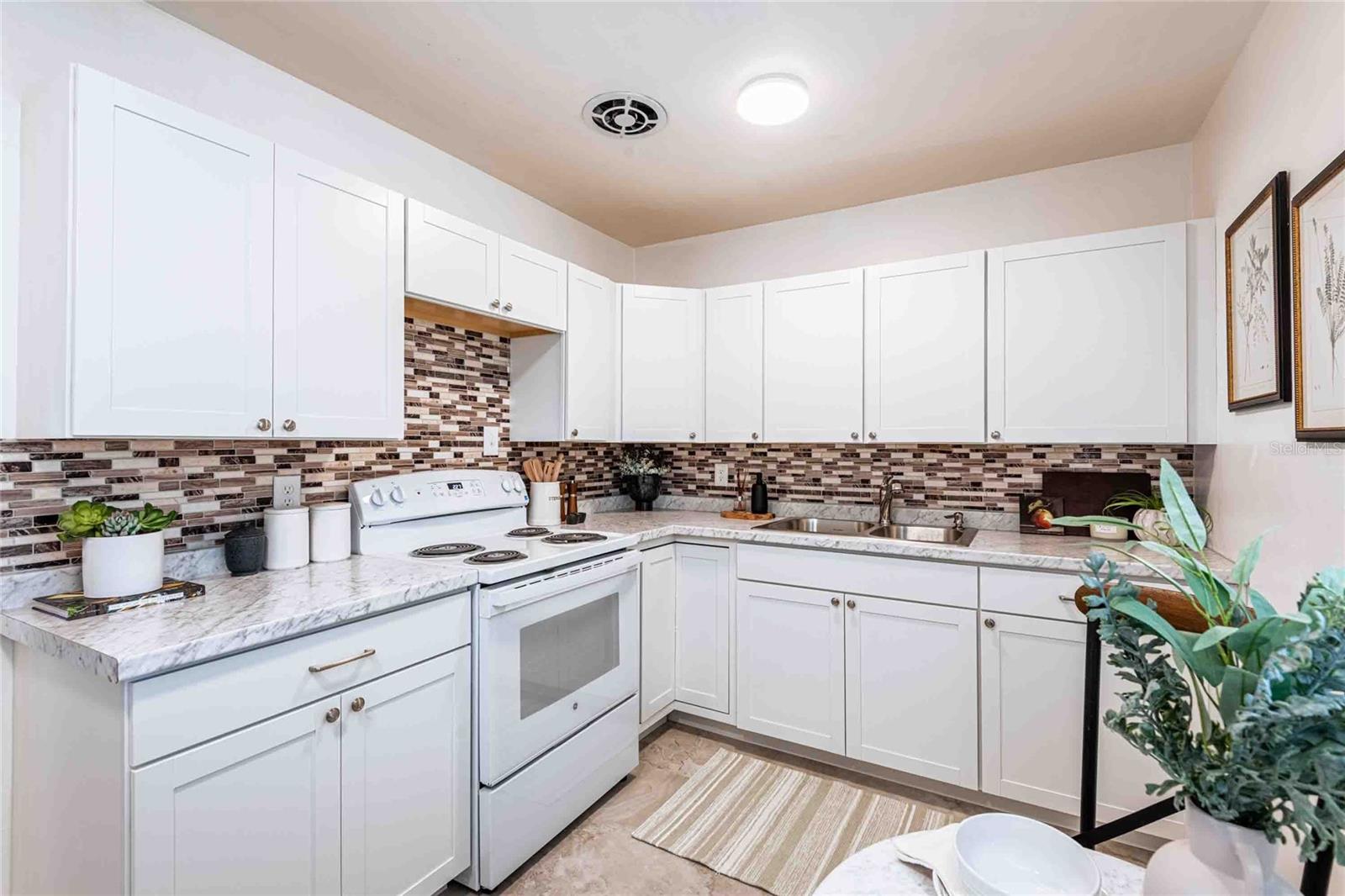 OAK GROVE SUB UNIT 1 - Residential