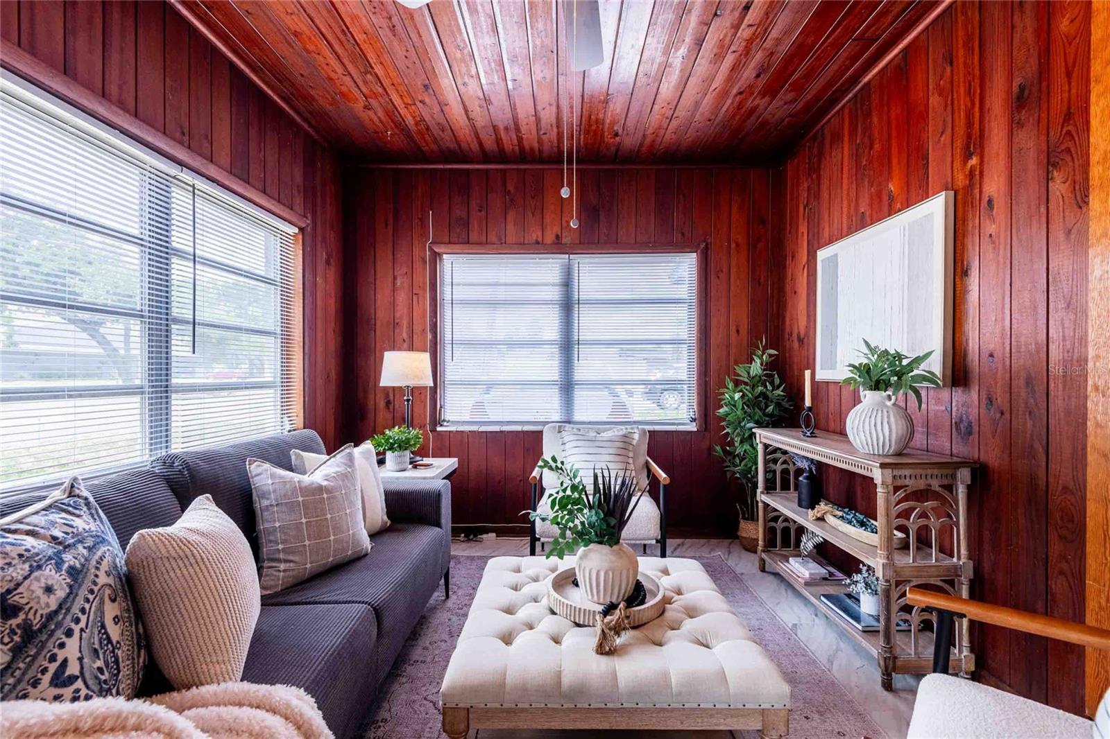 OAK GROVE SUB UNIT 1 - Residential