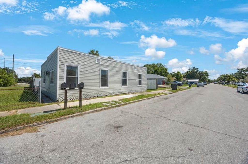 Photo of 2753 53rd Avenue N, St Petersburg, FL 33714 (MLS # TB8480866)