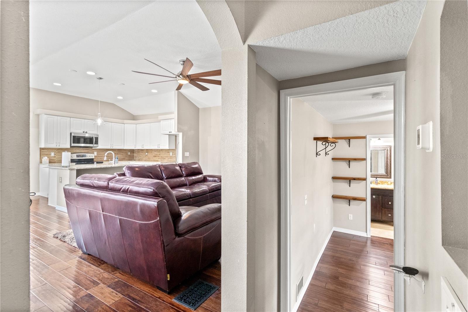 HOMOSASSA UNIT 04 - Residential