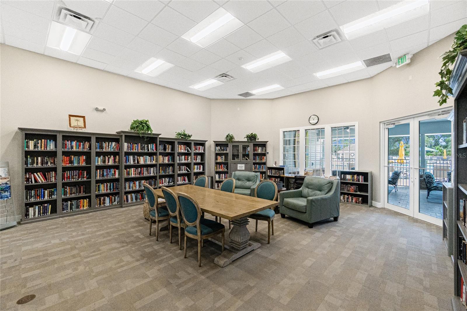 RIVERWOOD - Residential