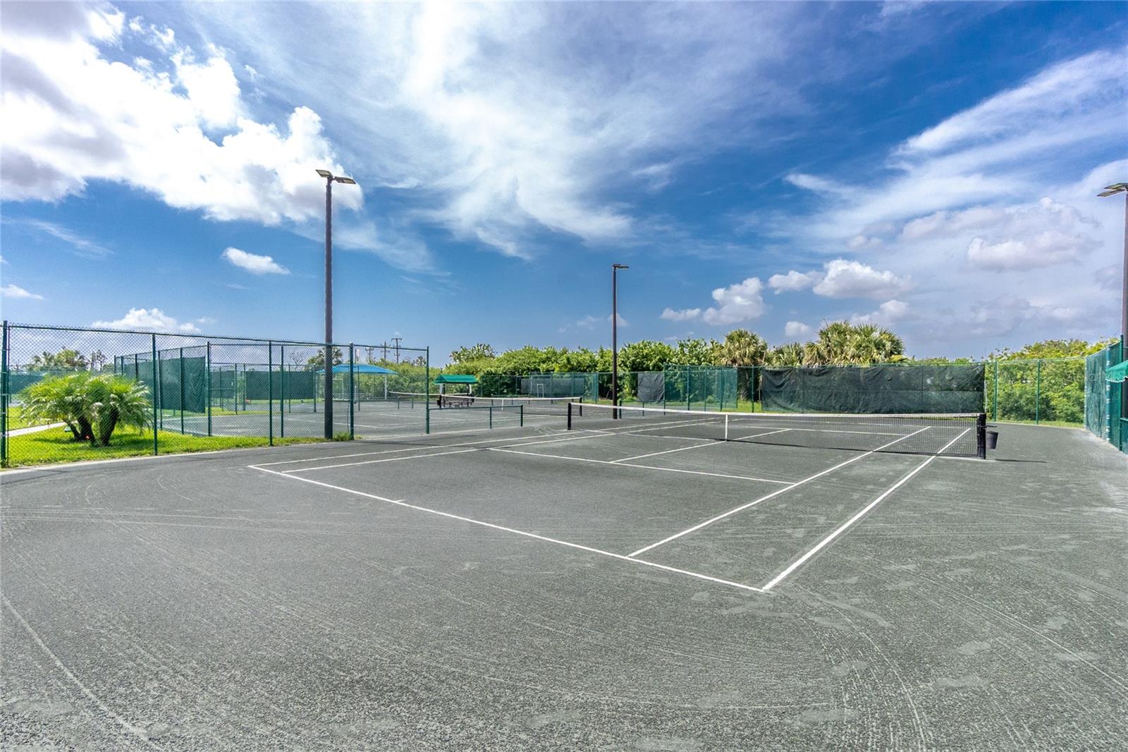 RIVERWOOD - Residential