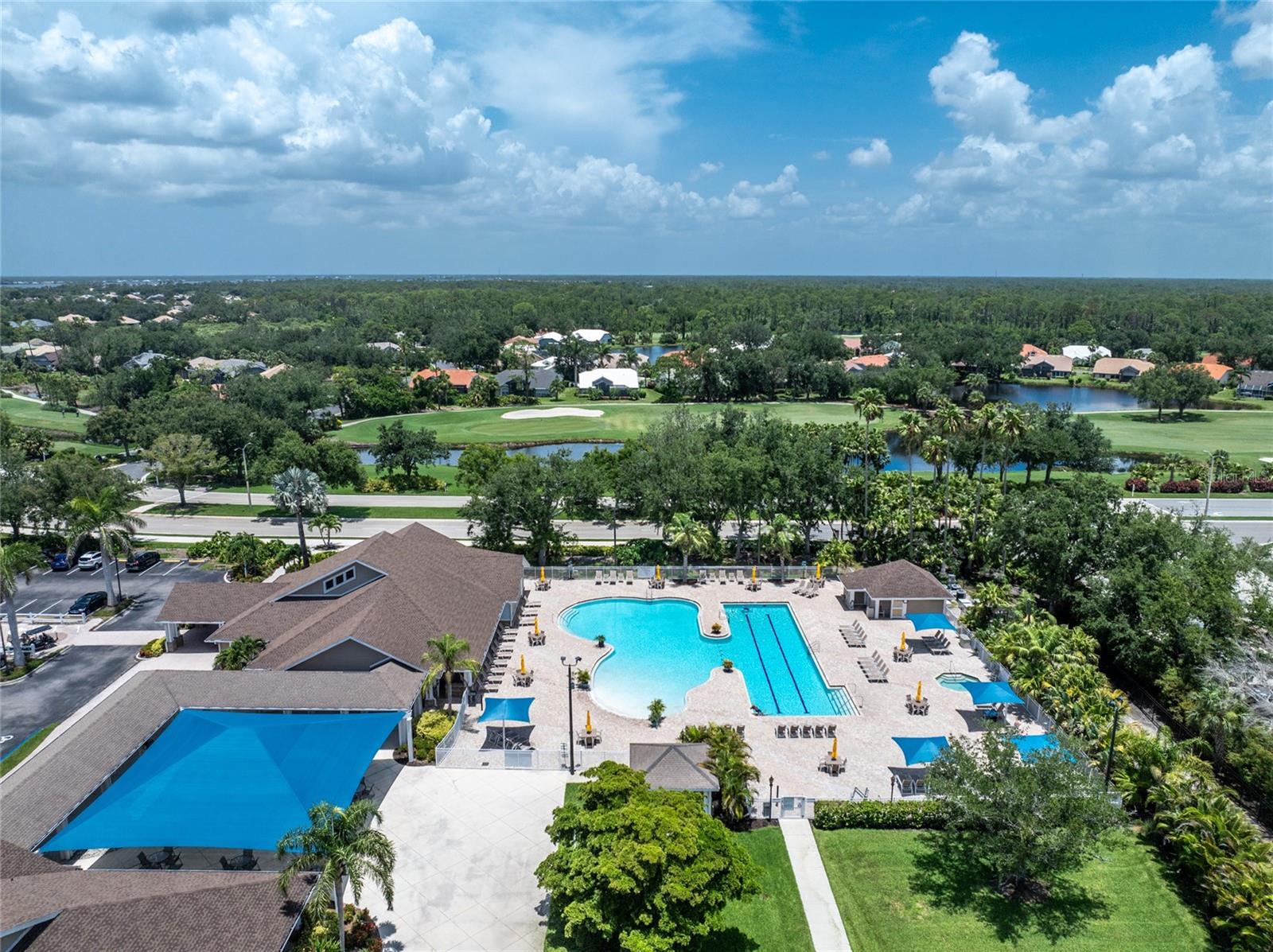 RIVERWOOD - Residential