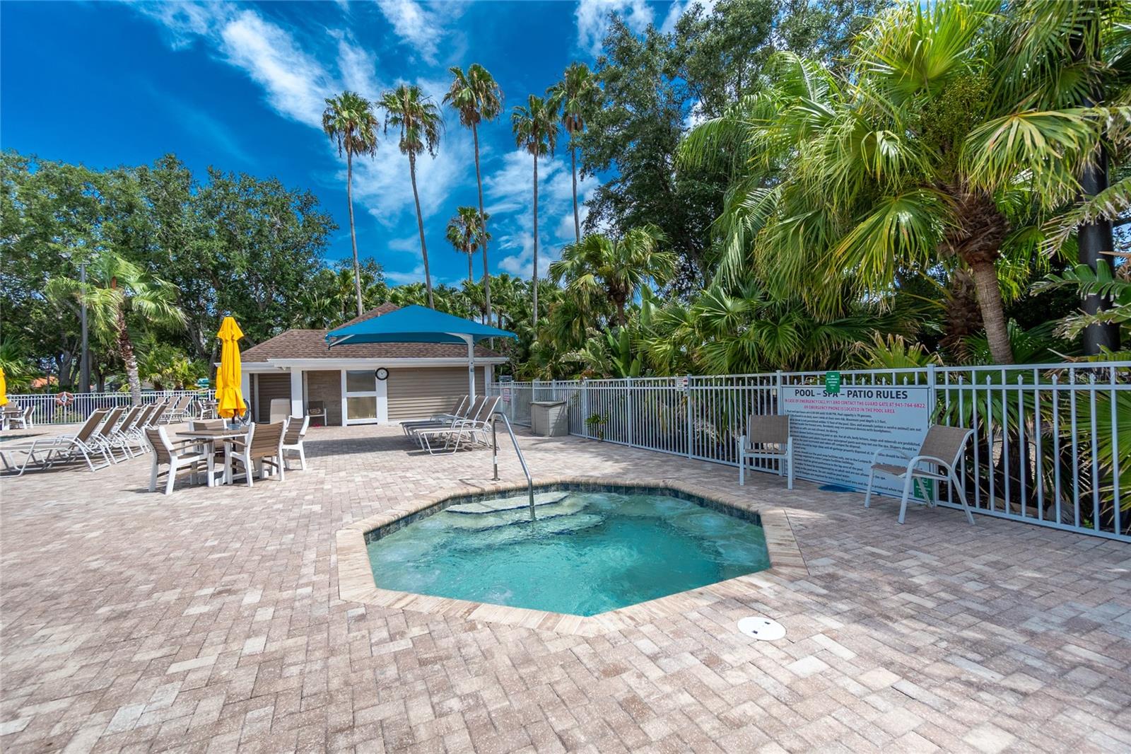 RIVERWOOD - Residential