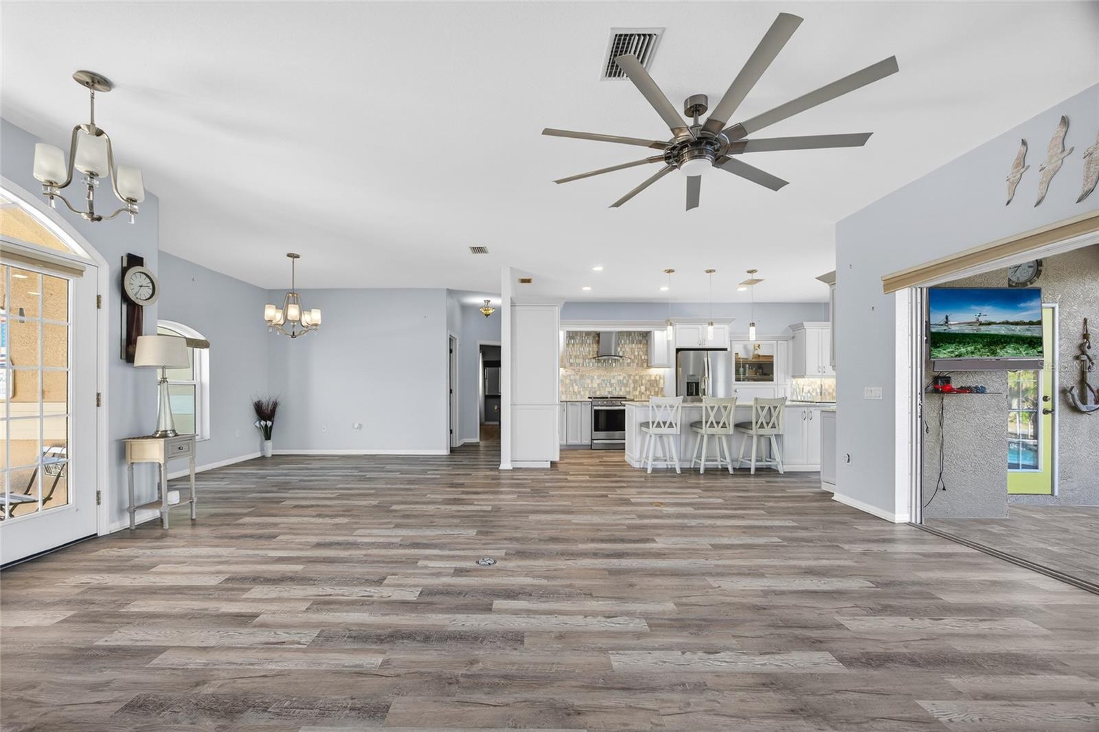 WYCHEWOOD SHORES - Residential