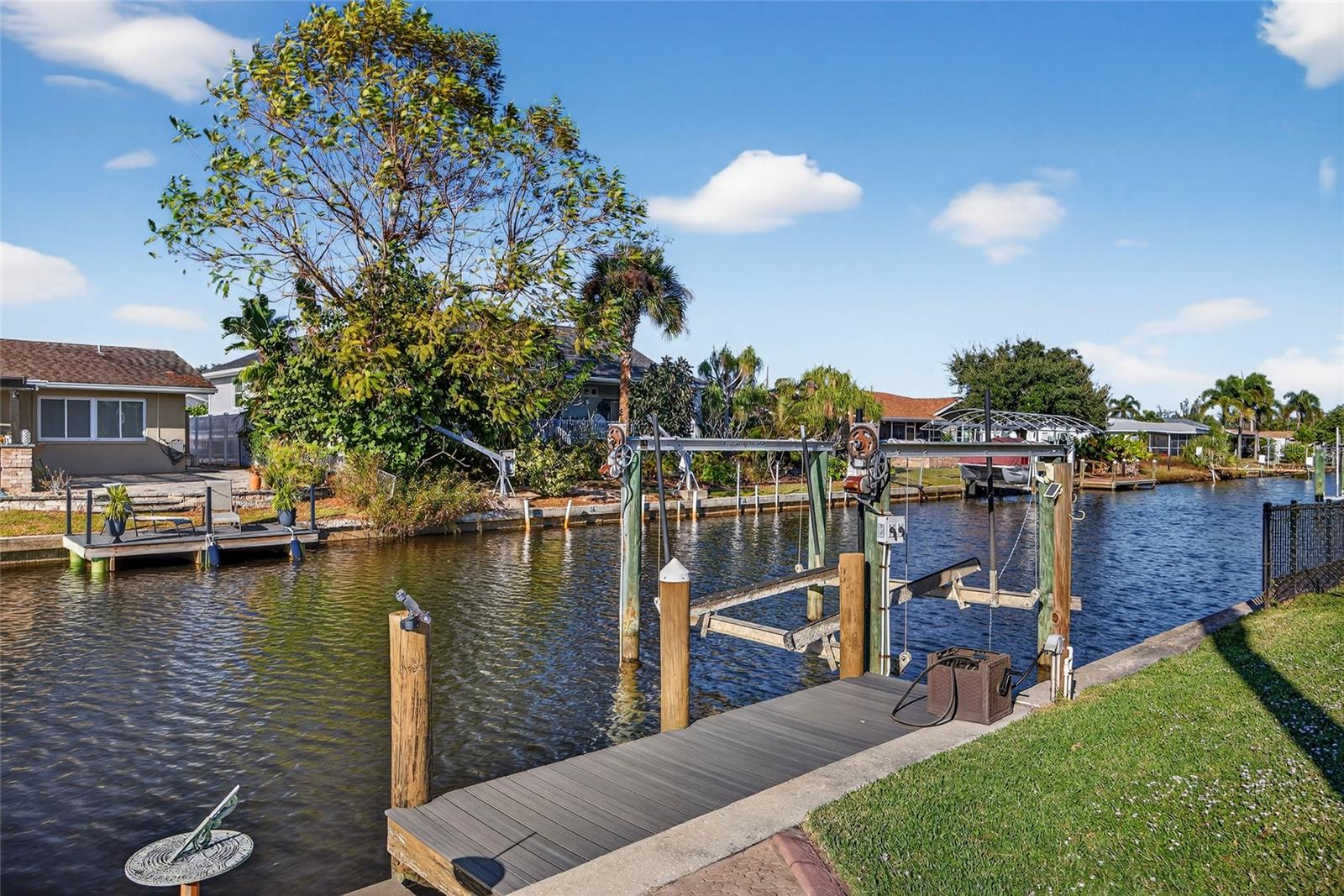 WYCHEWOOD SHORES - Residential