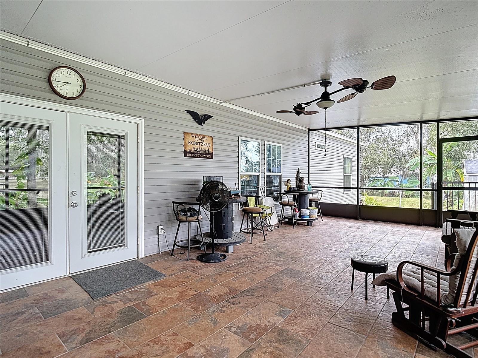 GARDEN GROVE - Residential