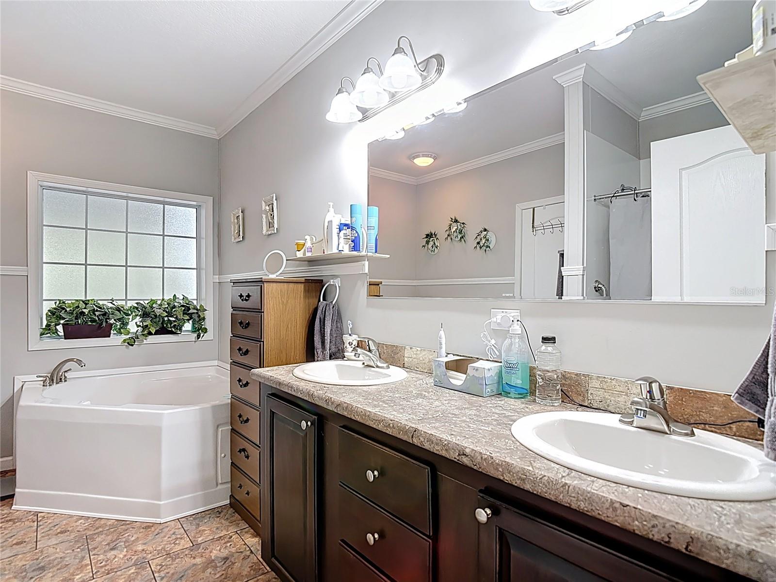 GARDEN GROVE - Residential