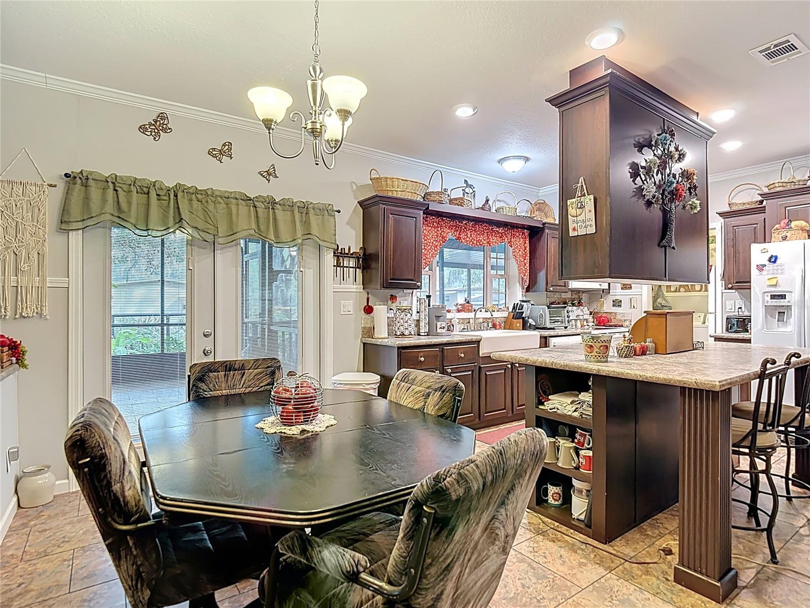 GARDEN GROVE - Residential