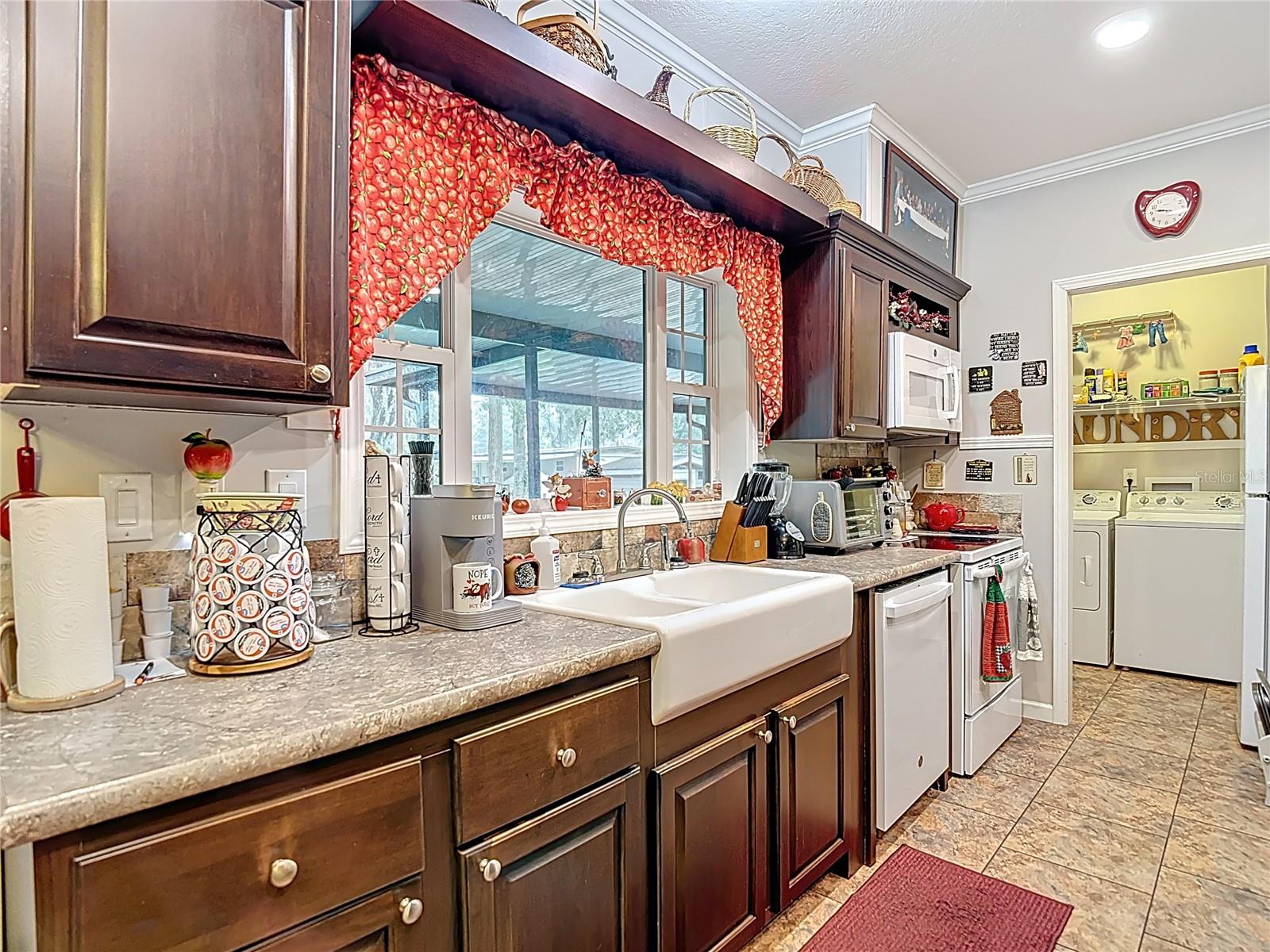 GARDEN GROVE - Residential