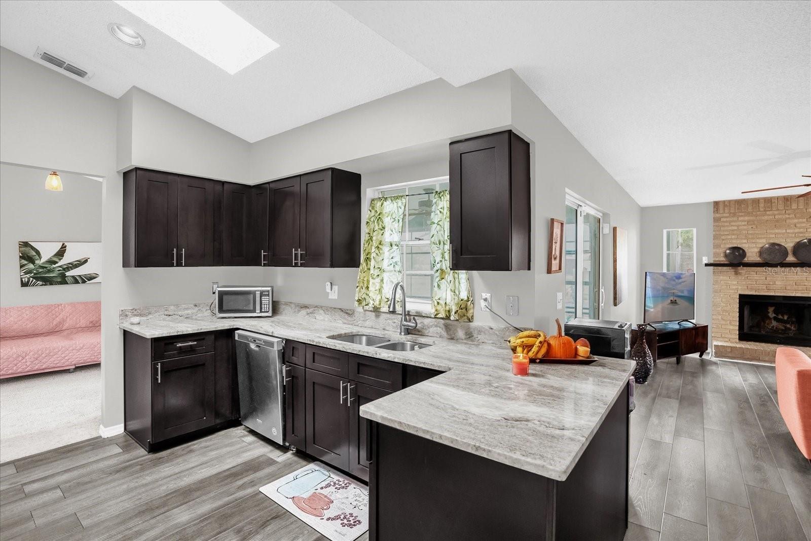 DELTONA LAKES UNIT 17 - Residential