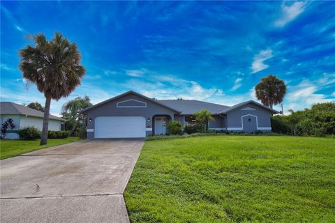 A home in PORT CHARLOTTE