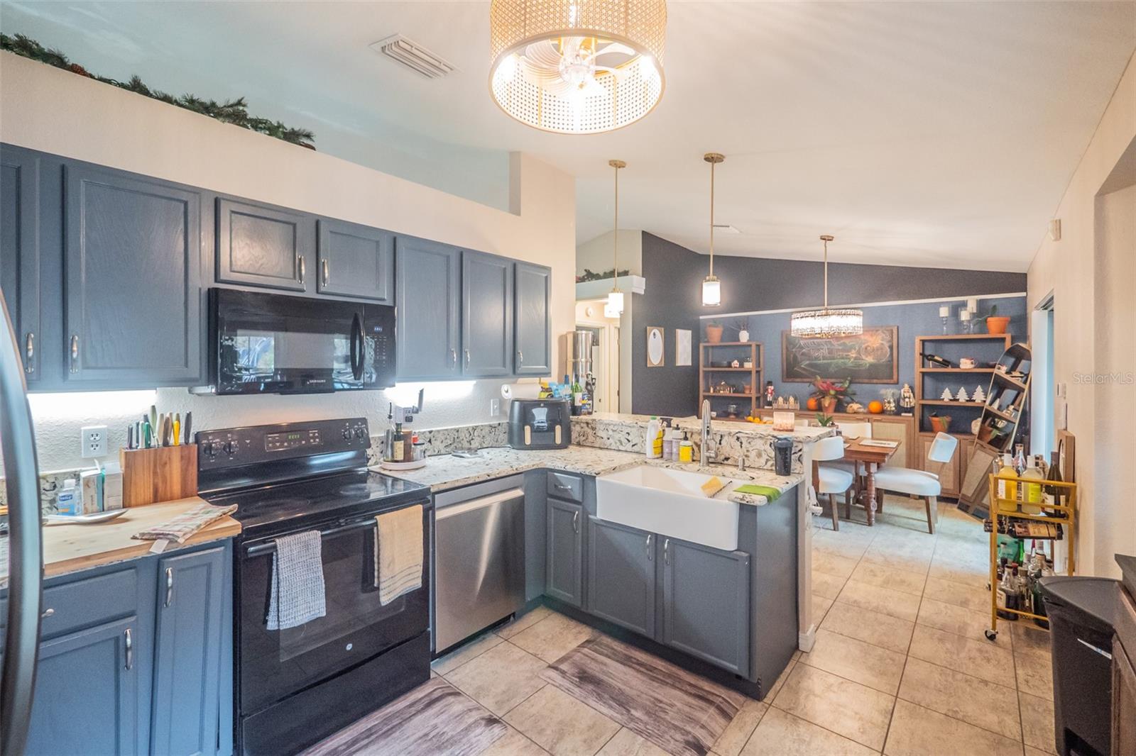 ROLLING HILLS UNIT 3 HILLS OF OCALA - Residential