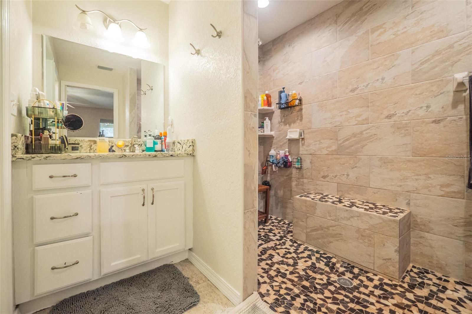 ROLLING HILLS UNIT 3 HILLS OF OCALA - Residential