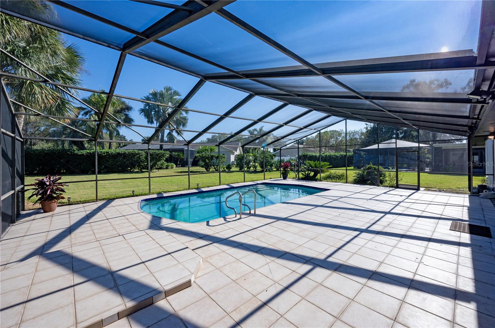 CARROLLWOOD VILLA - Residential