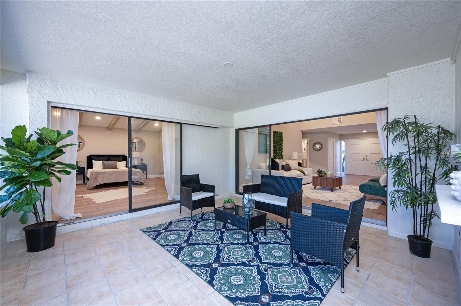 CARROLLWOOD VILLA - Residential