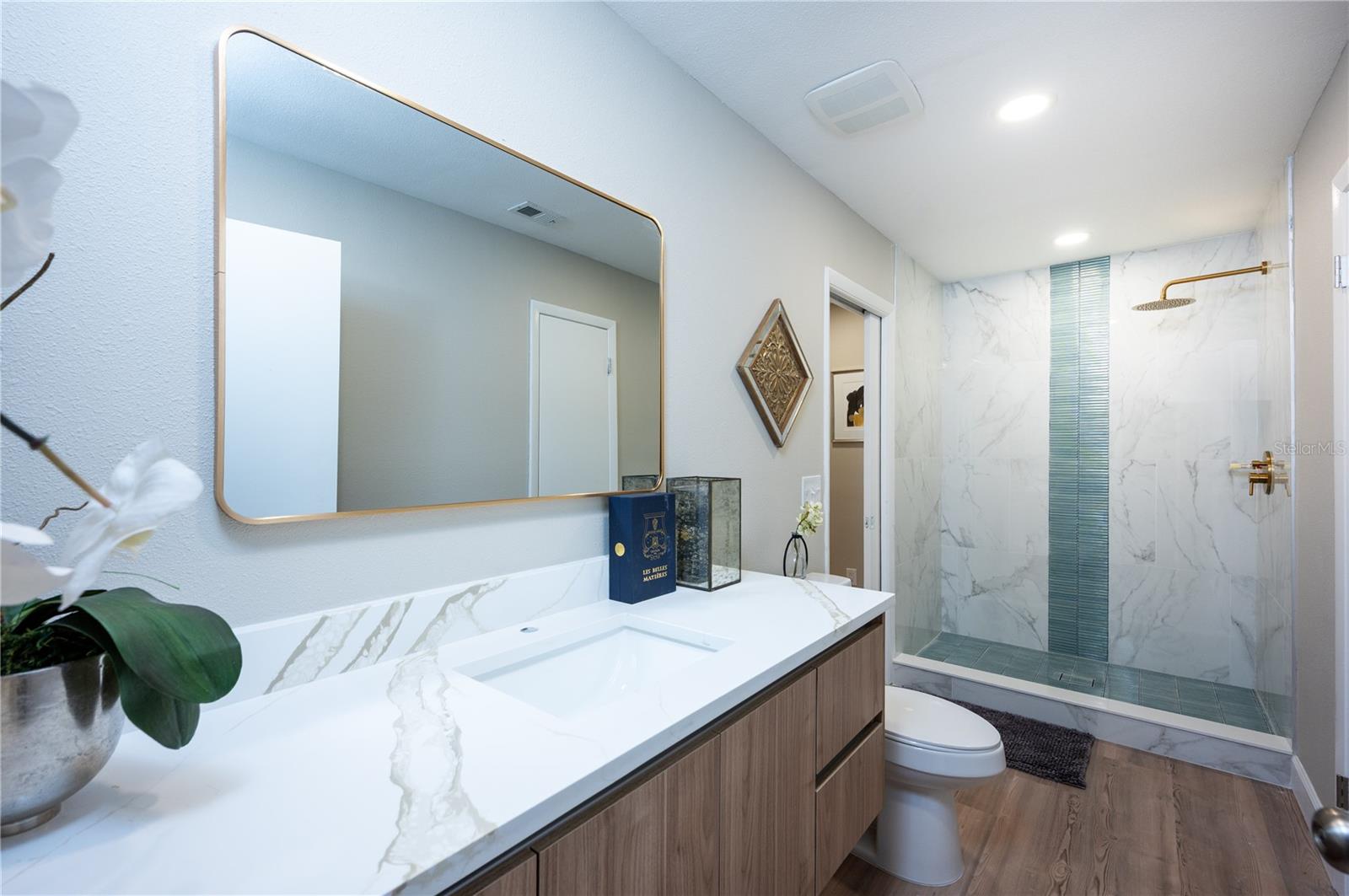 CARROLLWOOD VILLA - Residential