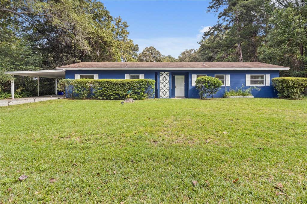 Photo of 3850 NW 16th Place, Gainesville, FL 32605 (MLS # TB8526592)