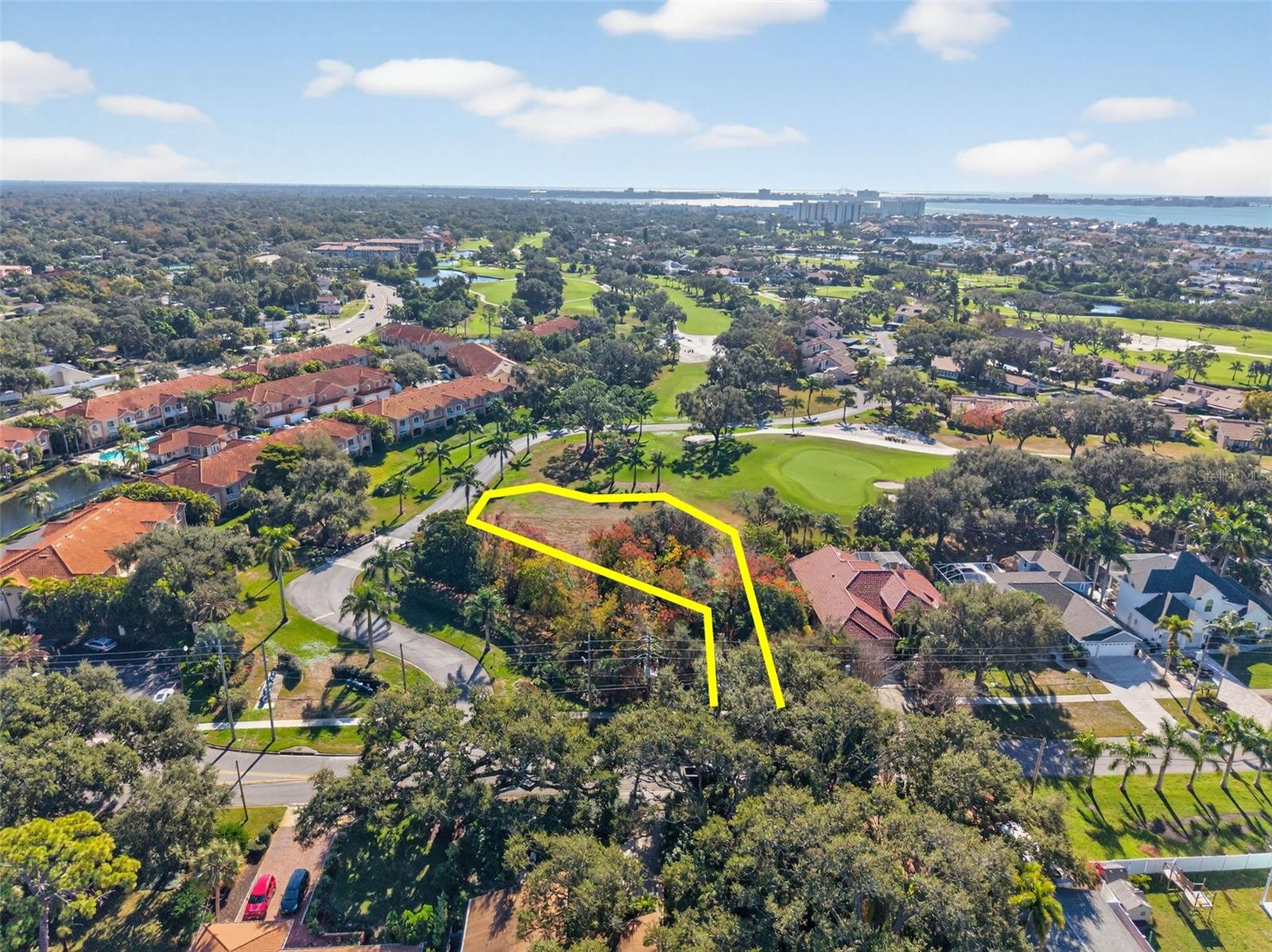 PASADENA GREENS - Land