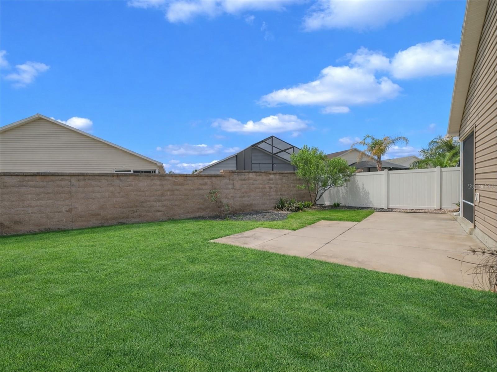 VILLAGES OF SUMTER PERRY VILLAS - Residential